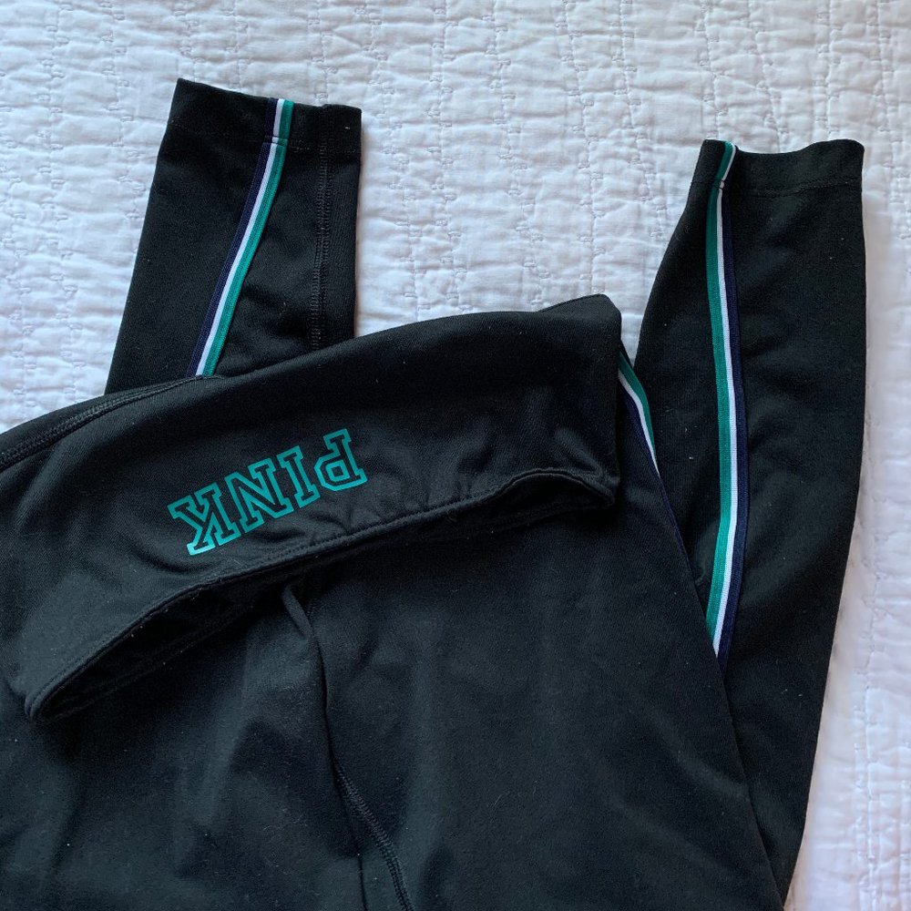 VS Pink Ultimate leggings